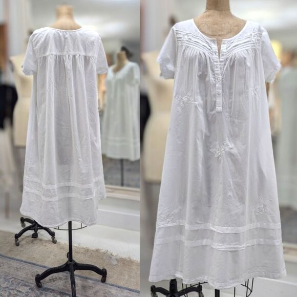 Vintage Other - Vintage Night Dress